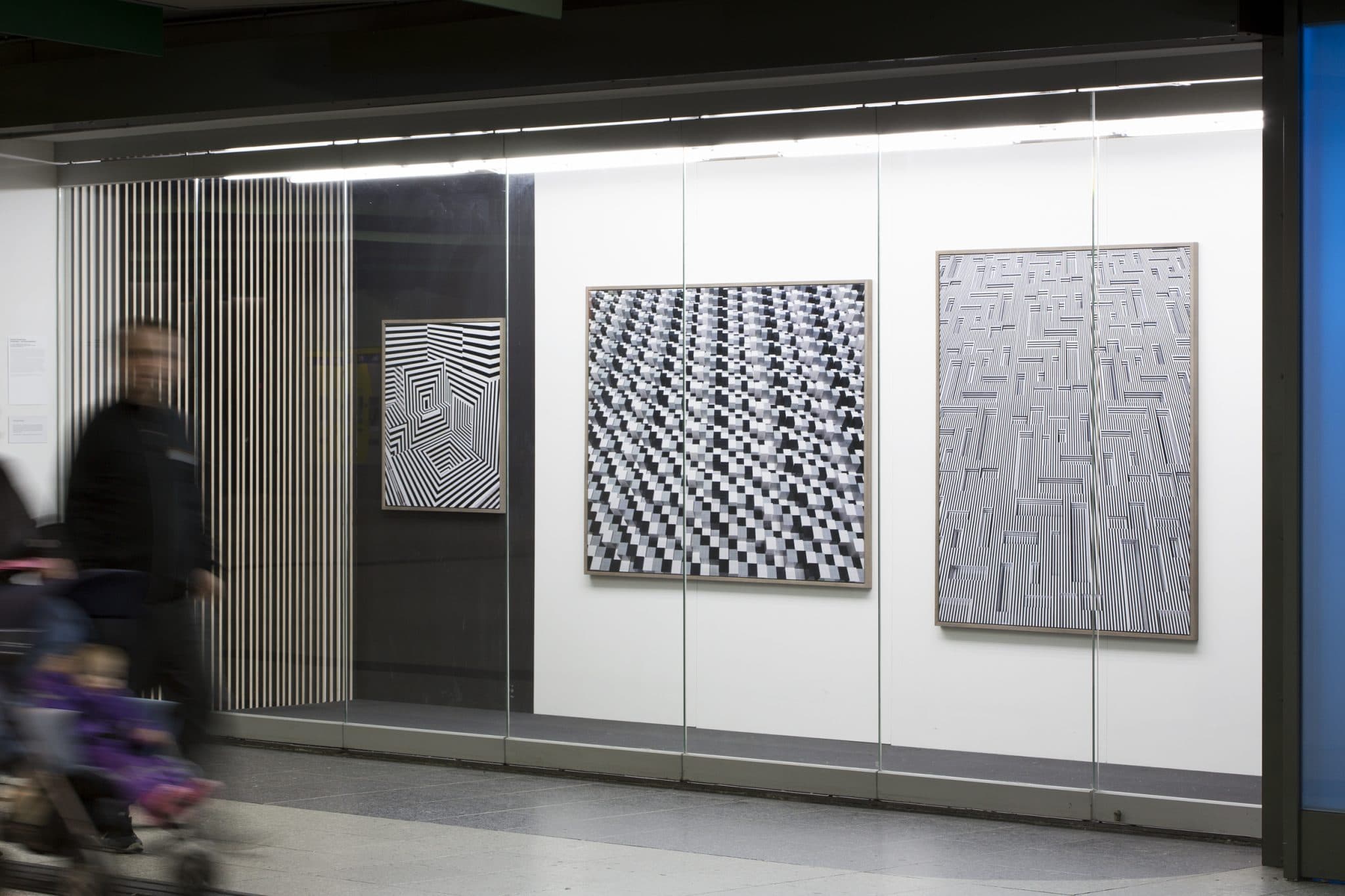 Andreas-Zimmermann-Durchsichten-Folkwang-Galerie-Verteilerebene-Essen-2016-Kammer-Muster2-Streifen-2